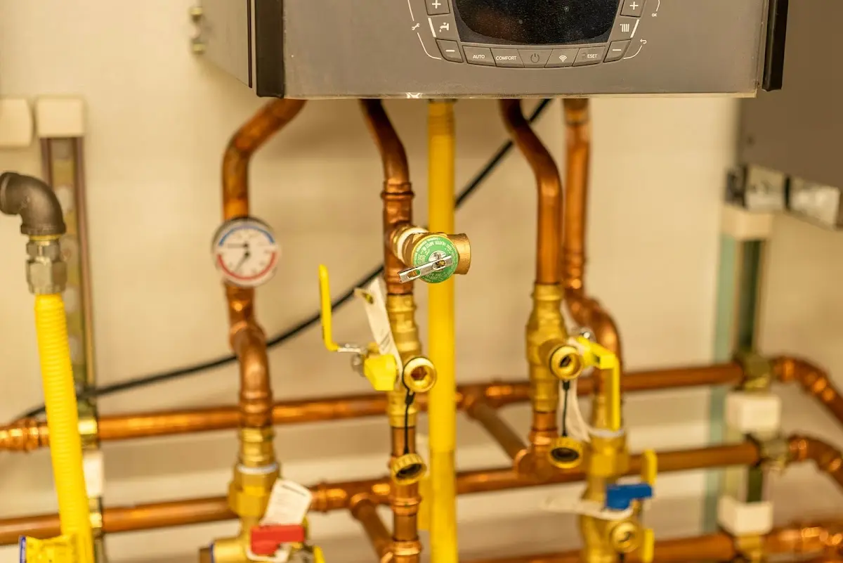 Licensed technician providing Slab Leak Repair for a homeowner in Fort Worth